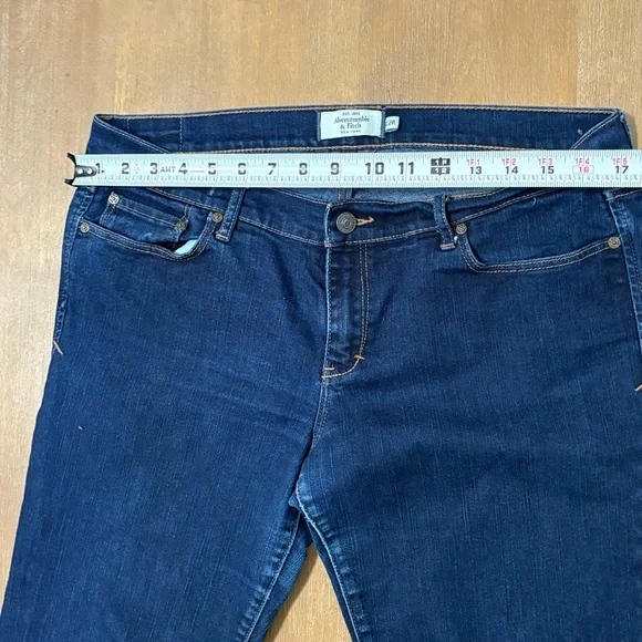 Abercrombie & Fitch Dark Stretch Blue Jeans - Picture 6 of 11